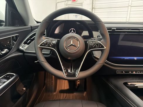 Used 2026 Mercedes-Benz E 350 Sedan image 21