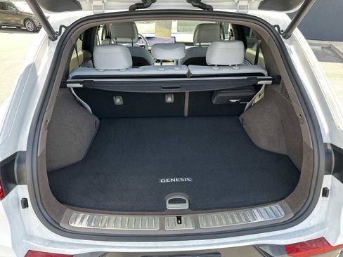 New 2026 Genesis GV70 2.5T Advanced image 23
