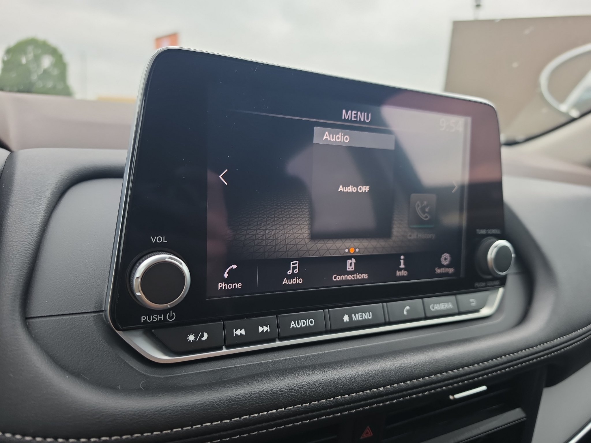 Used 2023 Nissan Rogue S FWD image 29