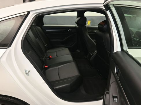 Used 2022 Honda Accord Sport image 39