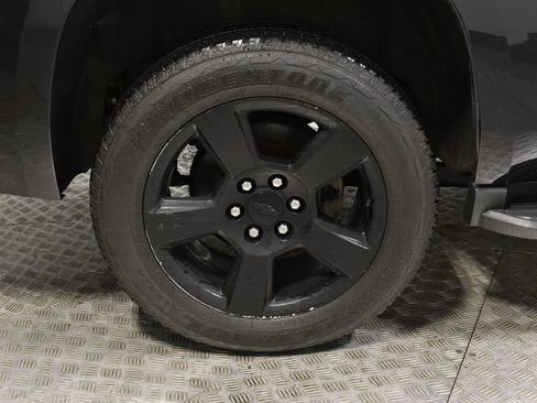 Used 2019 Chevrolet Tahoe LT image 36