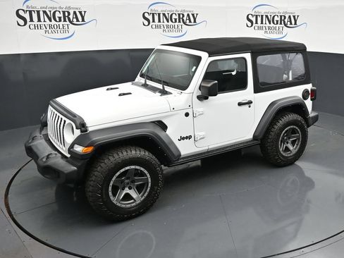 Used 2024 Jeep Wrangler Sport AWD/4WD image 20