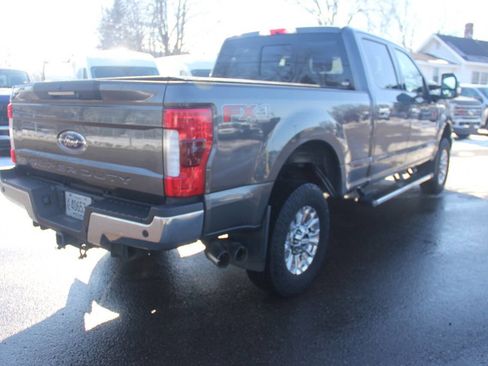 Used 2017 Ford F250 Lariat w/ Lariat Ultimate Package image 6