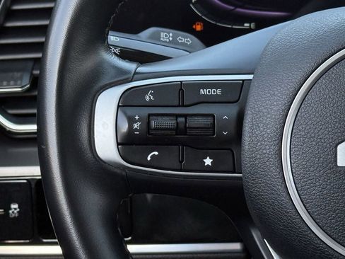 Used 2023 Kia Sportage EX image 12