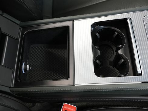Used 2022 Bentley Continental GT AWD/4WD image 28