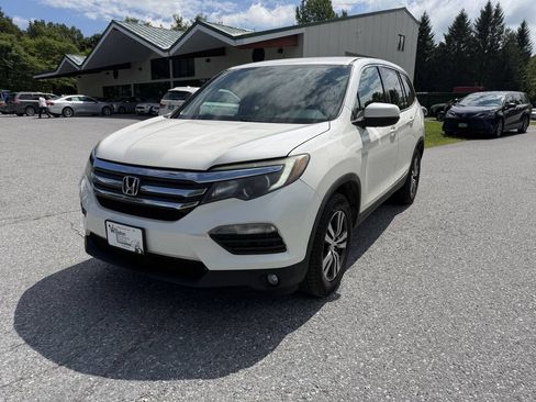 Used 2016 Honda Pilot EX image 1
