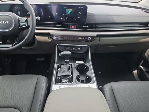 New 2026 Kia Carnival EX FWD image 15