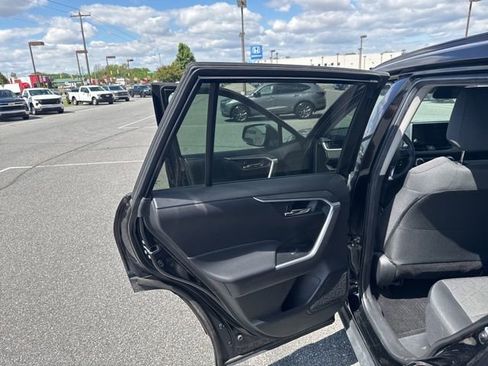 Used 2024 Toyota RAV4 XLE w/ Weather Package AWD/4WD image 13