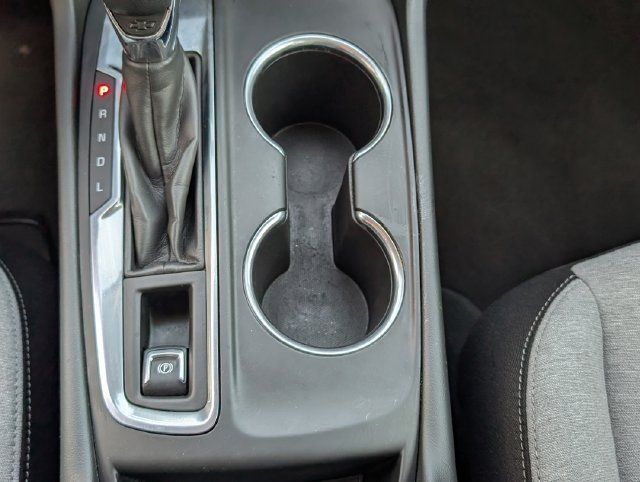 Used 2022 Chevrolet Equinox LS FWD image 12