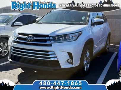 Used 2019 Toyota Highlander Limited w/ Carpet Mat Package (TMS)