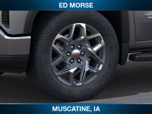 New 2026 GMC Sierra 1500 SLT image 9