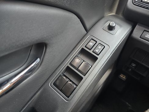 Used 2022 Nissan Frontier SV RWD image 25