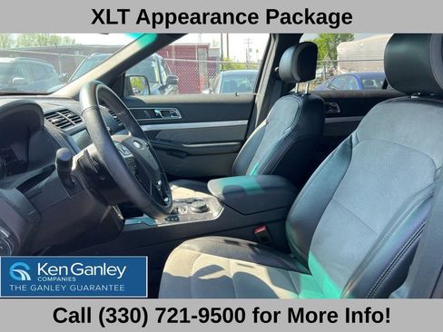 Used 2017 Ford Explorer XLT w/ Equipment Group 202A AWD/4WD image 11