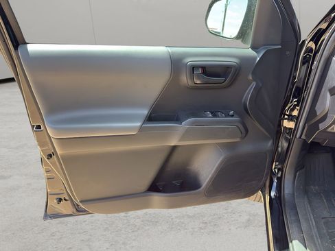 Used 2023 Toyota Tacoma SR image 14