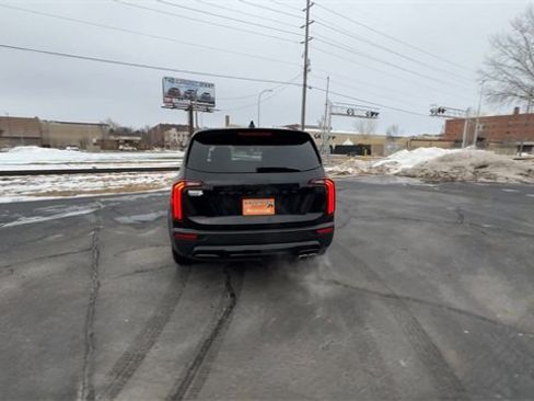 Used 2022 Kia Telluride SX w/ SX Prestige Package image 7