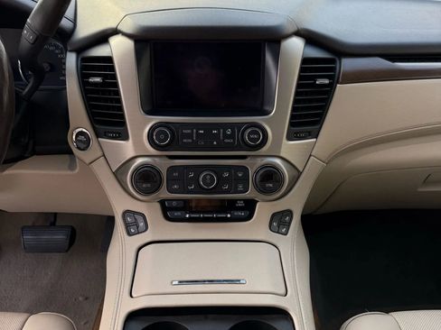 Used 2019 GMC Yukon XL Denali w/ Denali Ultimate Package image 14