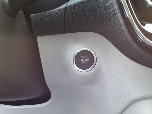 New 2025 Volvo XC40 B5 Ultra w/ Climate Package image 23