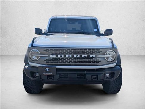 Used 2022 Ford Bronco 4-Door image 2