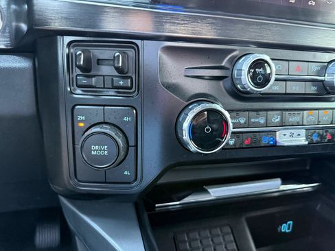 Used 2025 Ford F250 Lariat AWD/4WD image 35