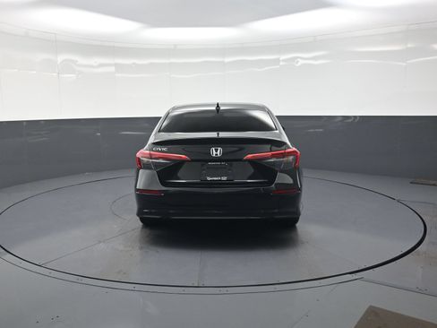 Used 2024 Honda Civic EX image 4
