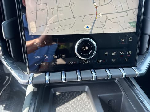 New 2026 GMC Acadia AT4 w/ Luxury Package AWD/4WD image 17