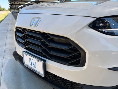 Certified 2024 Honda HR-V Sport image 15