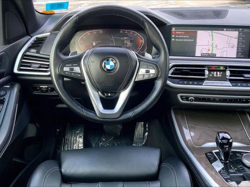Used 2022 BMW X5 xDrive40i w/ Premium Package image 6