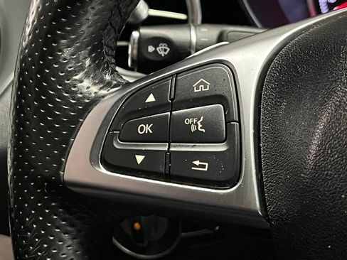 Used 2018 Mercedes-Benz C 300 Sedan image 25