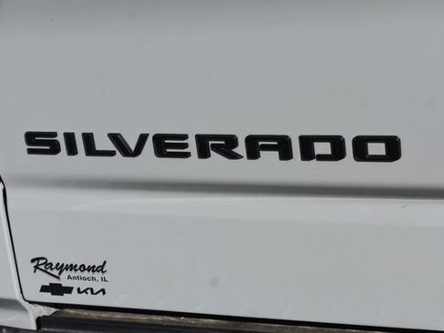 Used 2024 Chevrolet Silverado 1500 LT Trail Boss w/ Convenience Package II AWD/4WD image 16