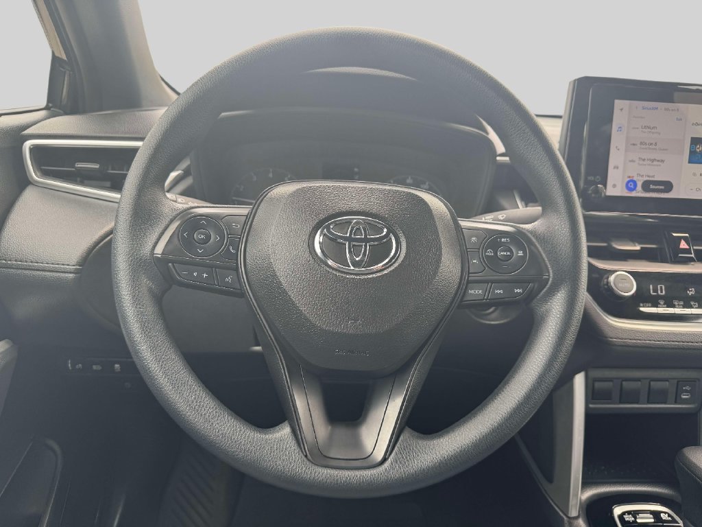 Used 2024 Toyota Corolla Cross AWD Hybrid image 13