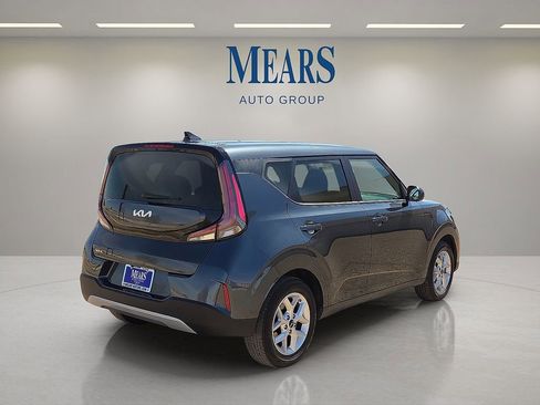 Used 2025 Kia Soul LX w/ LX Technology Package image 5