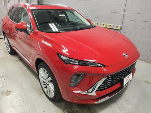 New 2026 Buick Envision Avenir image 5