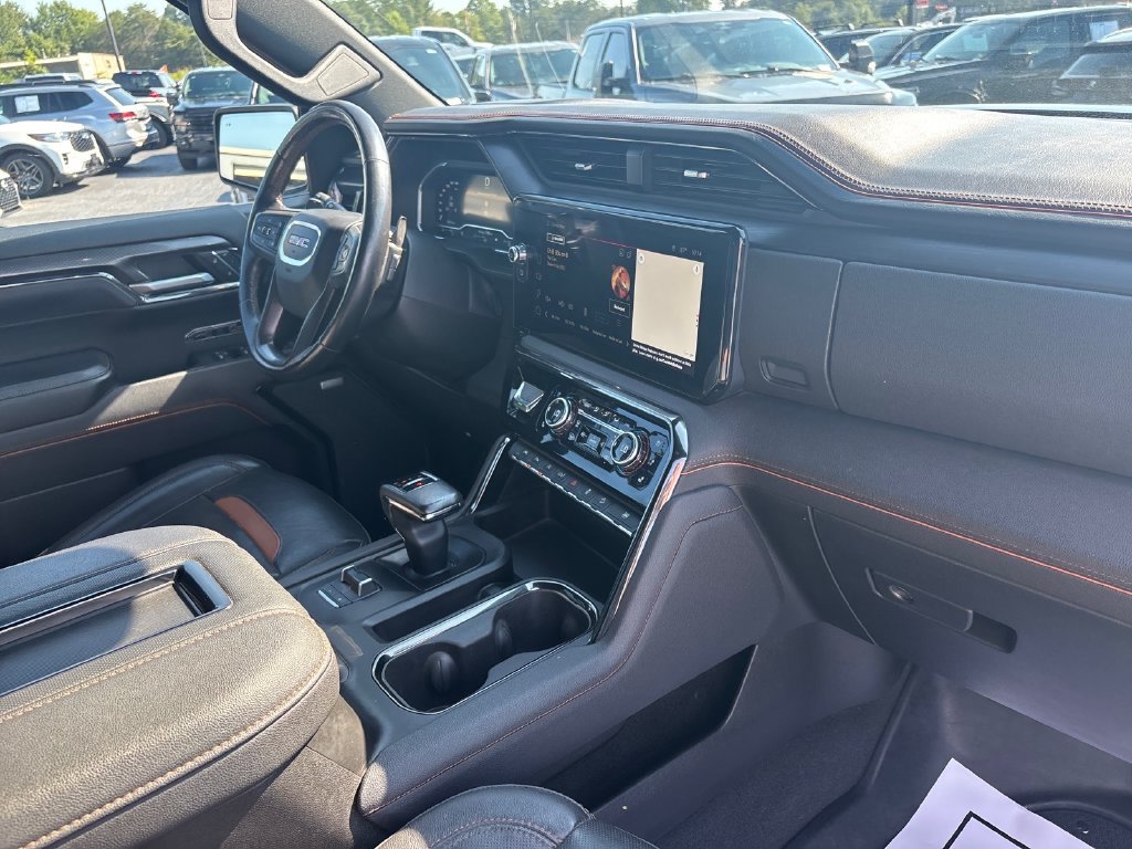 Used 2022 GMC Sierra 1500 AT4 w/ AT4 Premium Package AWD/4WD image 14