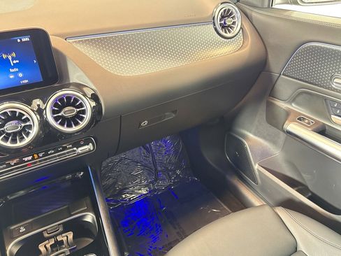 Certified 2025 Mercedes-Benz GLA 250 image 21