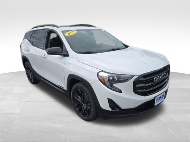 Used 2019 GMC Terrain SLT w/ GMC Pro Grade Package AWD/4WD image 2