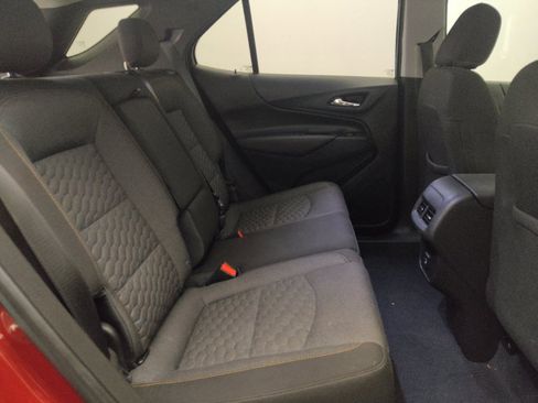 Used 2020 Chevrolet Equinox LT FWD image 19