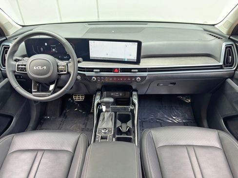 Used 2024 Kia Sorento SX AWD/4WD image 14
