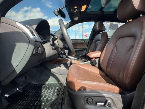 Used 2017 Audi Q5 2.0T Premium image 16