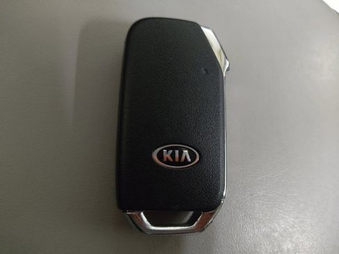 Used 2020 Kia Telluride SX w/ SX Prestige Package AWD/4WD image 32