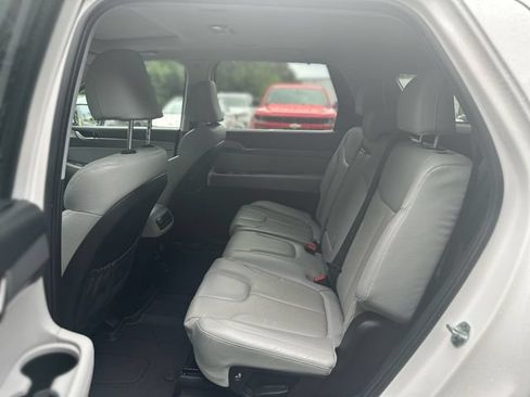 Used 2022 Hyundai Palisade SEL w/ 8P Bench Seat Package FWD image 24