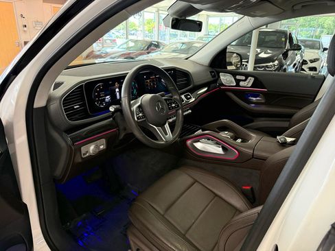 Used 2020 Mercedes-Benz GLS 450 4MATIC image 10