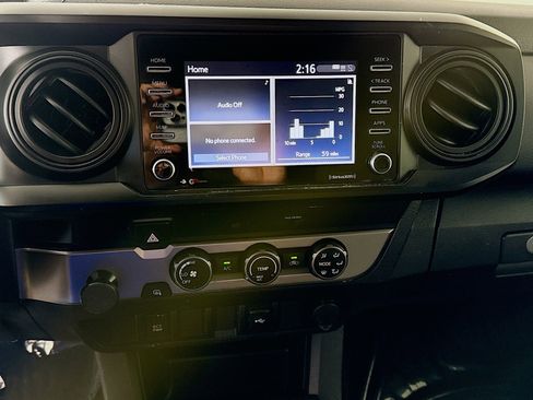 Used 2022 Toyota Tacoma SR RWD image 18