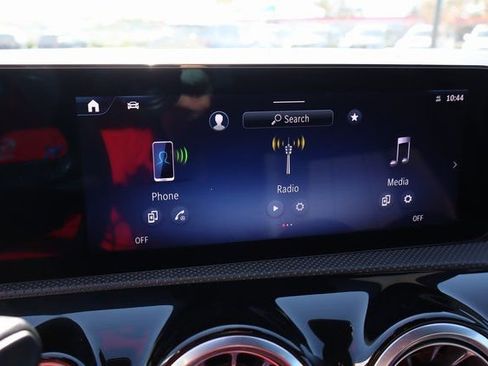 Used 2025 Mercedes-Benz CLA 250 image 40