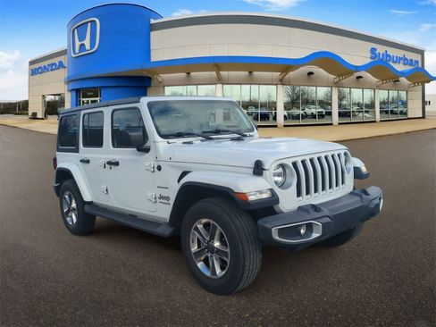 Used 2020 Jeep Wrangler Unlimited Sahara image 2