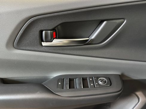New 2027 Toyota Prius XLE FWD image 11