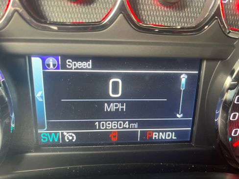 Used 2018 Chevrolet Silverado 1500 LT w/ All Star Edition image 14