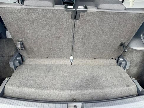 Used 2018 Volkswagen Tiguan S FWD image 25