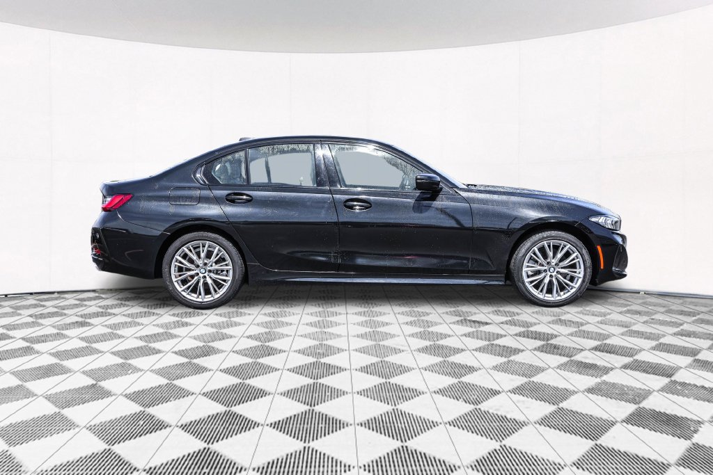 Used 2023 BMW 330i xDrive Sedan w/ Driving Assistance Package AWD/4WD image 13