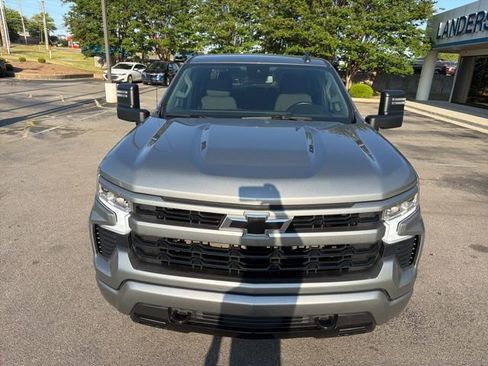 Used 2023 Chevrolet Silverado 1500 RST w/ Max Trailering Package AWD/4WD image 10