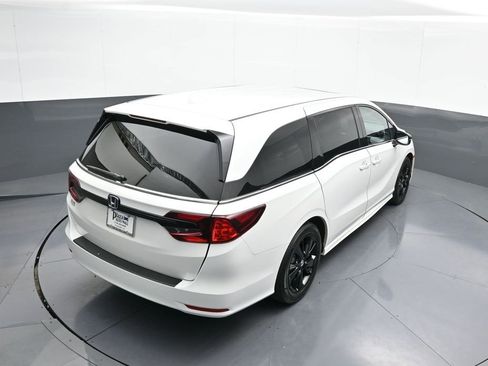 Certified 2023 Honda Odyssey Sport image 40